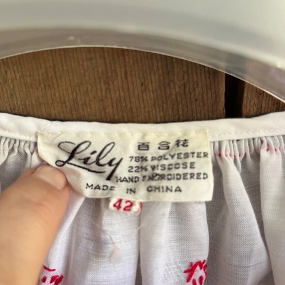 Vintage Lily Shirt Womens  Hand Embroidered Cross Stitch Tyrol Ukrainian L - Picture 2 of 16